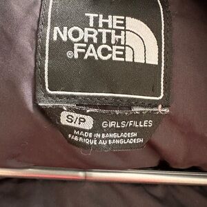 Girls North Face vest